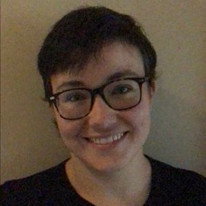 Meet your Posher, Elizabeth